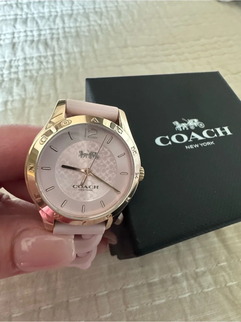 Coach elegant ladies